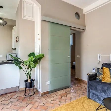 Maison Babuino Апартаменты *